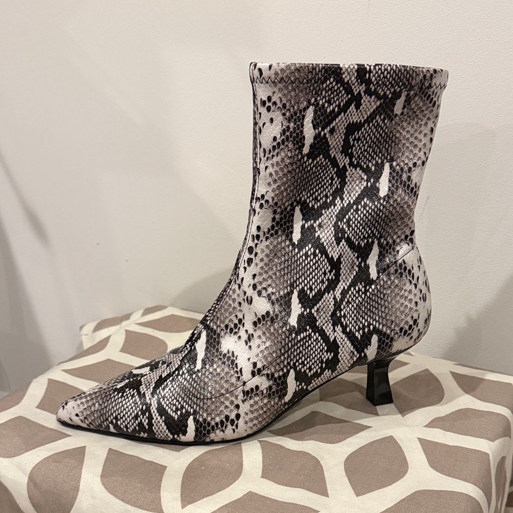 Abound Black and White Snake Print Ankle Boots